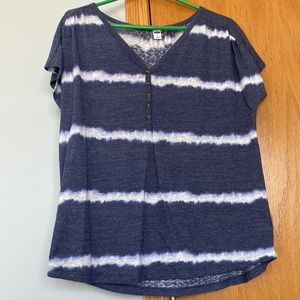 Old navy v-neck button blouse